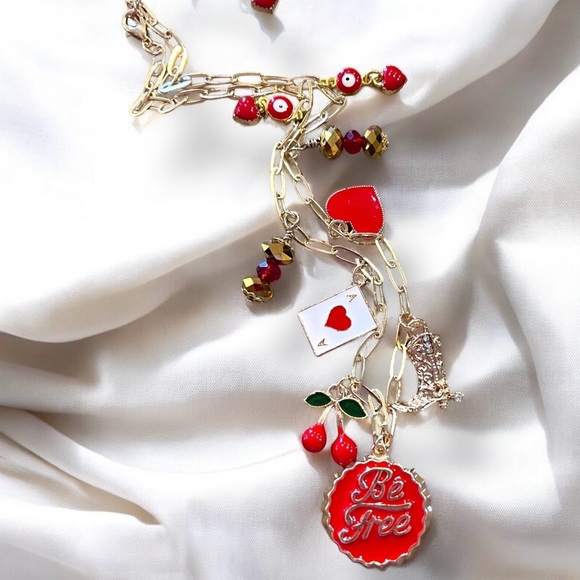Gold toned dainty and fun Charm Necklace cherries, heart, boot and crystals - Picture 3 of 17
